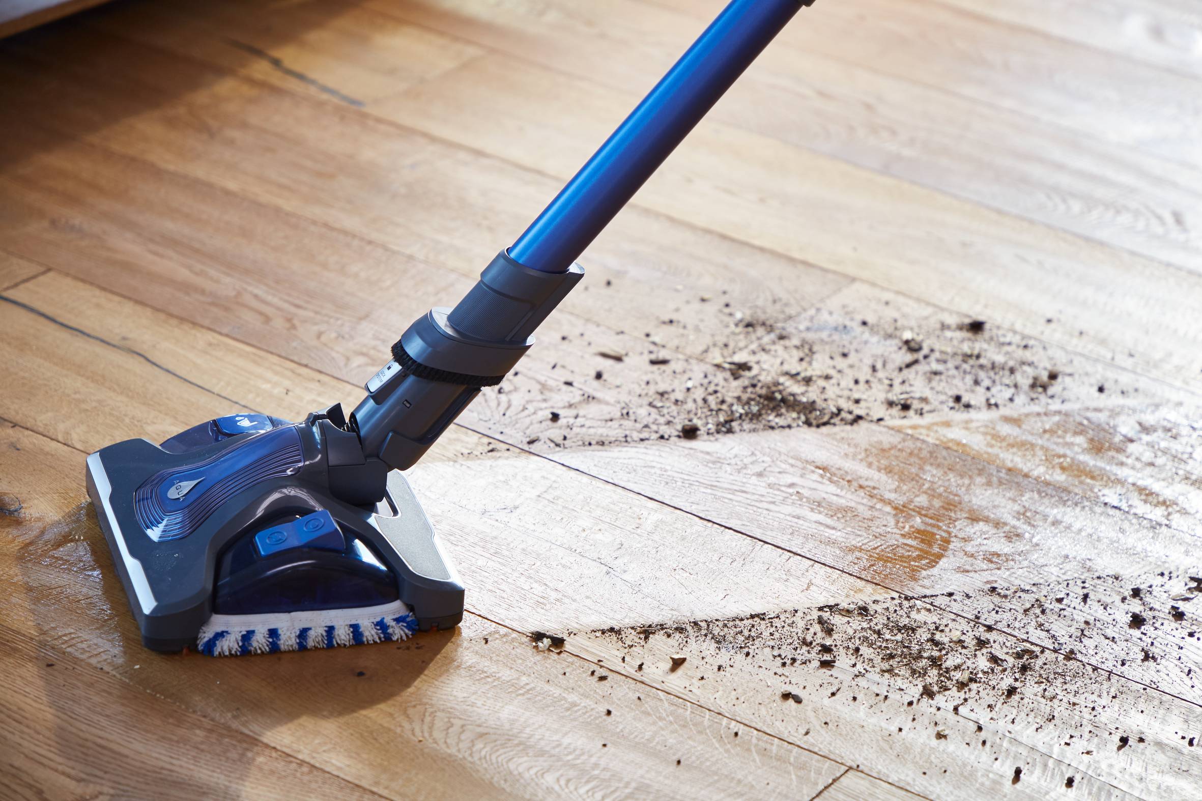 Brosse lavante Aqua avec 2 lingettes ZR009600 pour X-FORCE (sauf gamme 9.60)