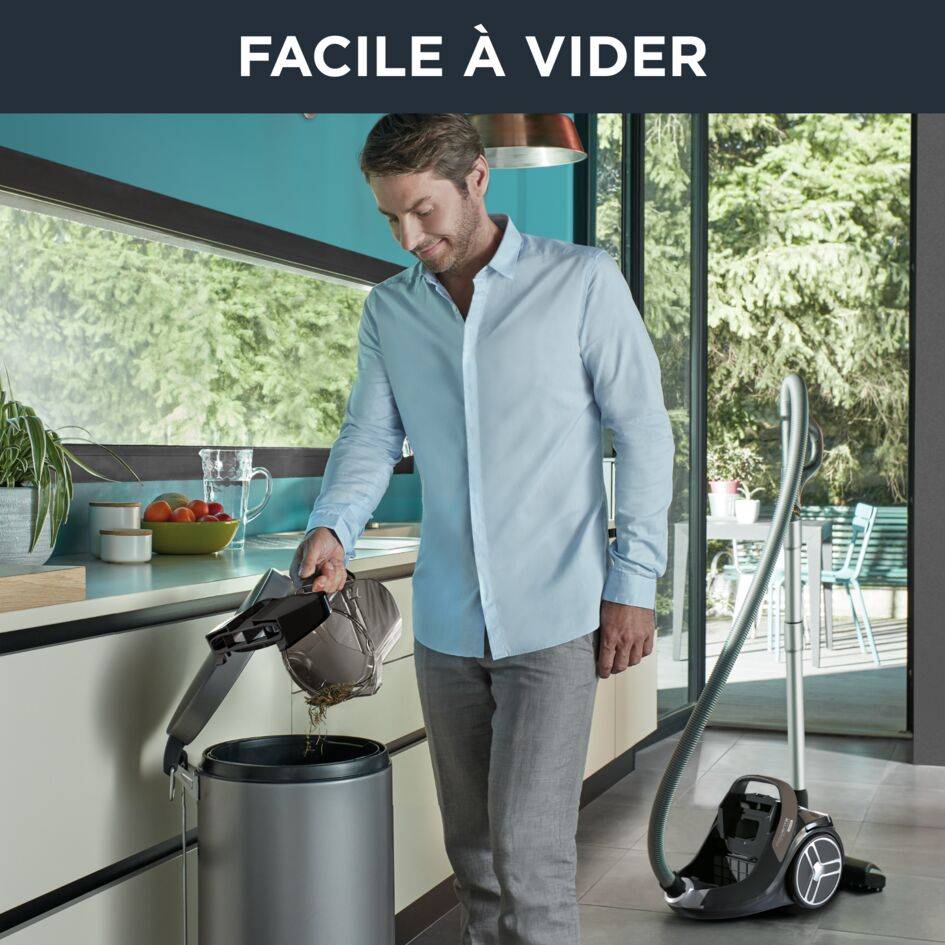 Silence Force Cyclonic, Aspirateur traineau sans sac, puissant 550W, 67db(A), animaux