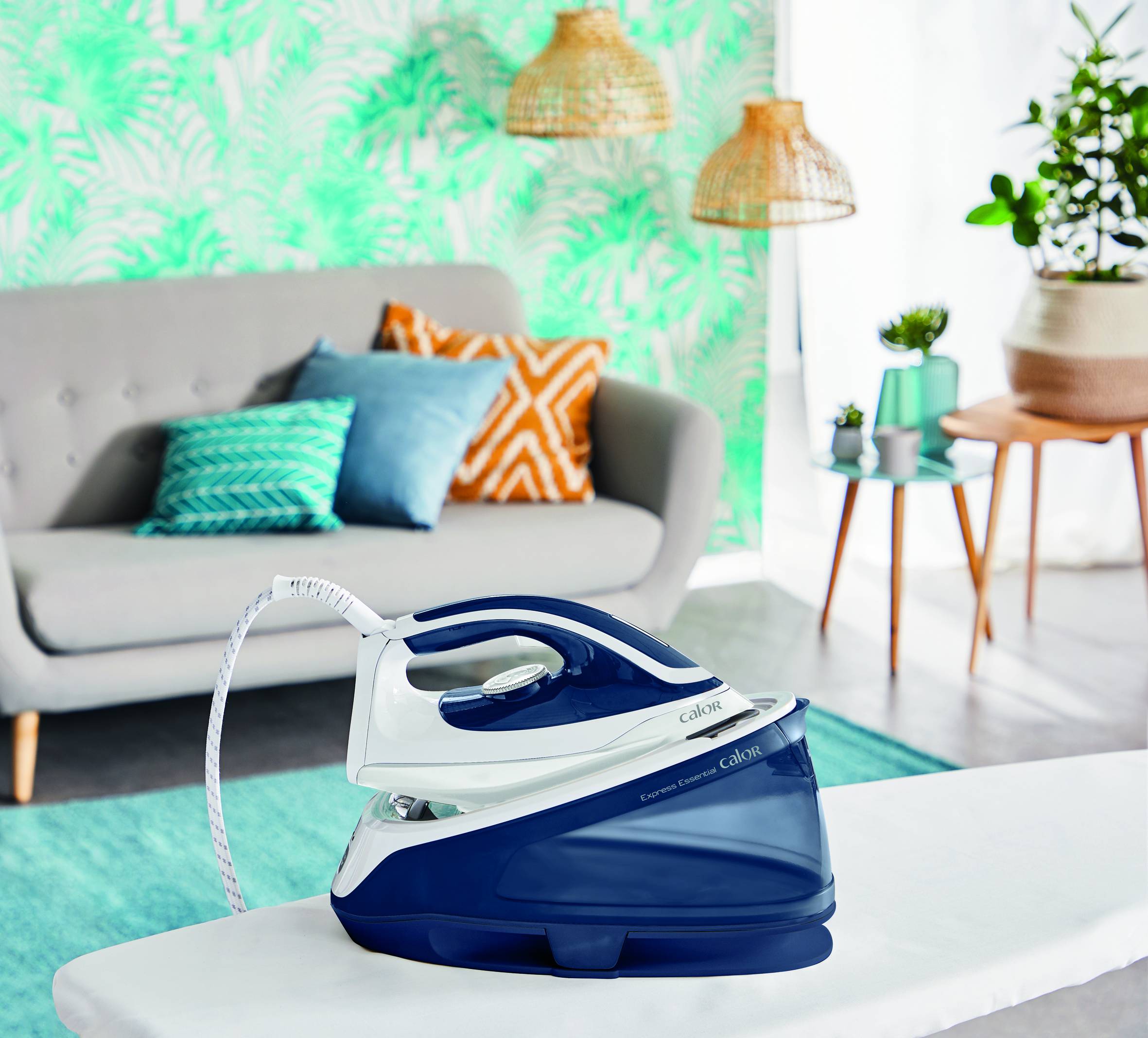 Express essential, 5,3 bars, débit vapeur 120g/min, Fonction pressing 270 g/min - RECONDITIONNÉ