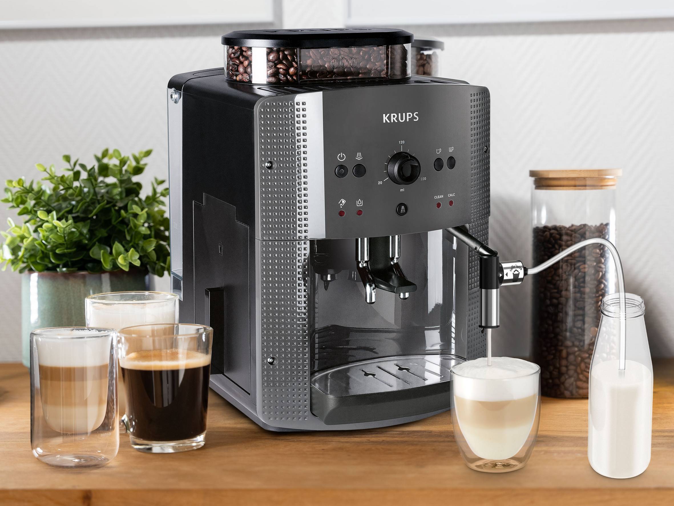 KRUPS Essential grise + accessoire lait