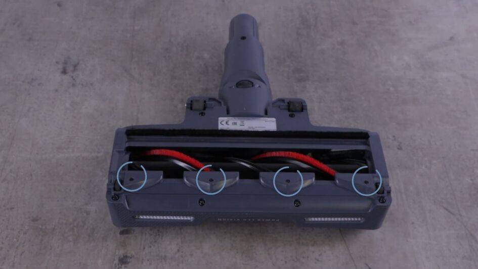 Localisation des roulettes  de l'electro-brosse RH99 & RH98 