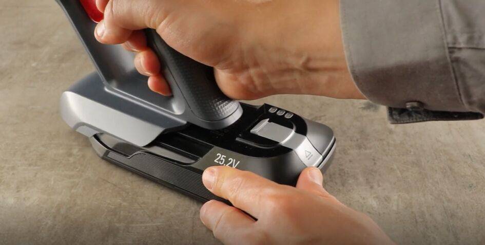 X-Force Flex 11.60 ou 12.60, remplacer le moteur - enlever la batterie