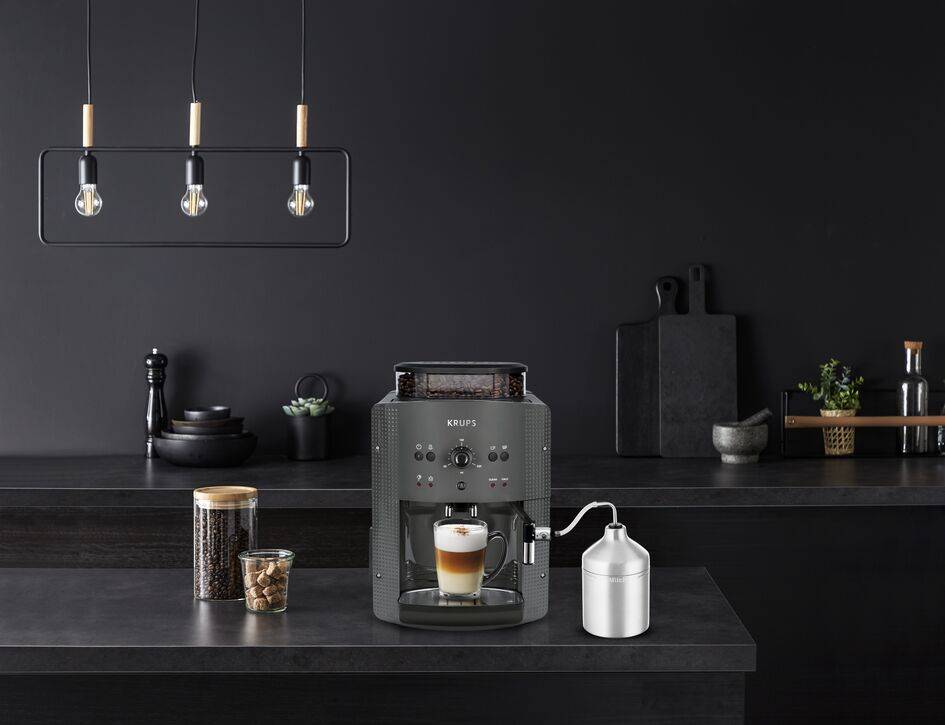 Essential grise, Machine à café à grain, 5 boissons, mousseur de lait