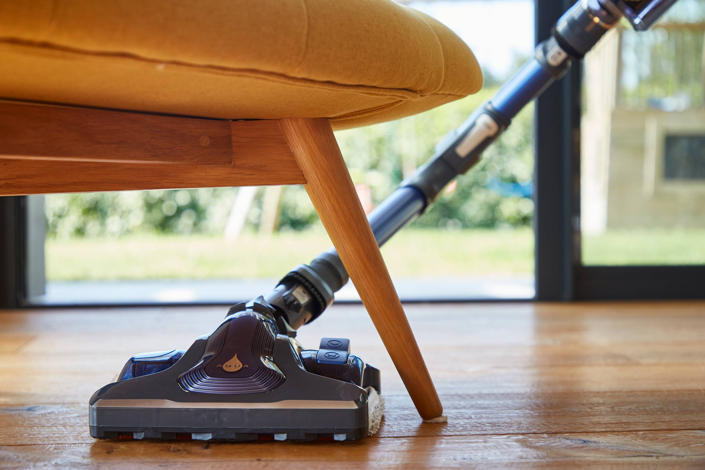 Brosse lavante Aqua avec 2 lingettes ZR009600 pour X-FORCE (sauf gamme 9.60)