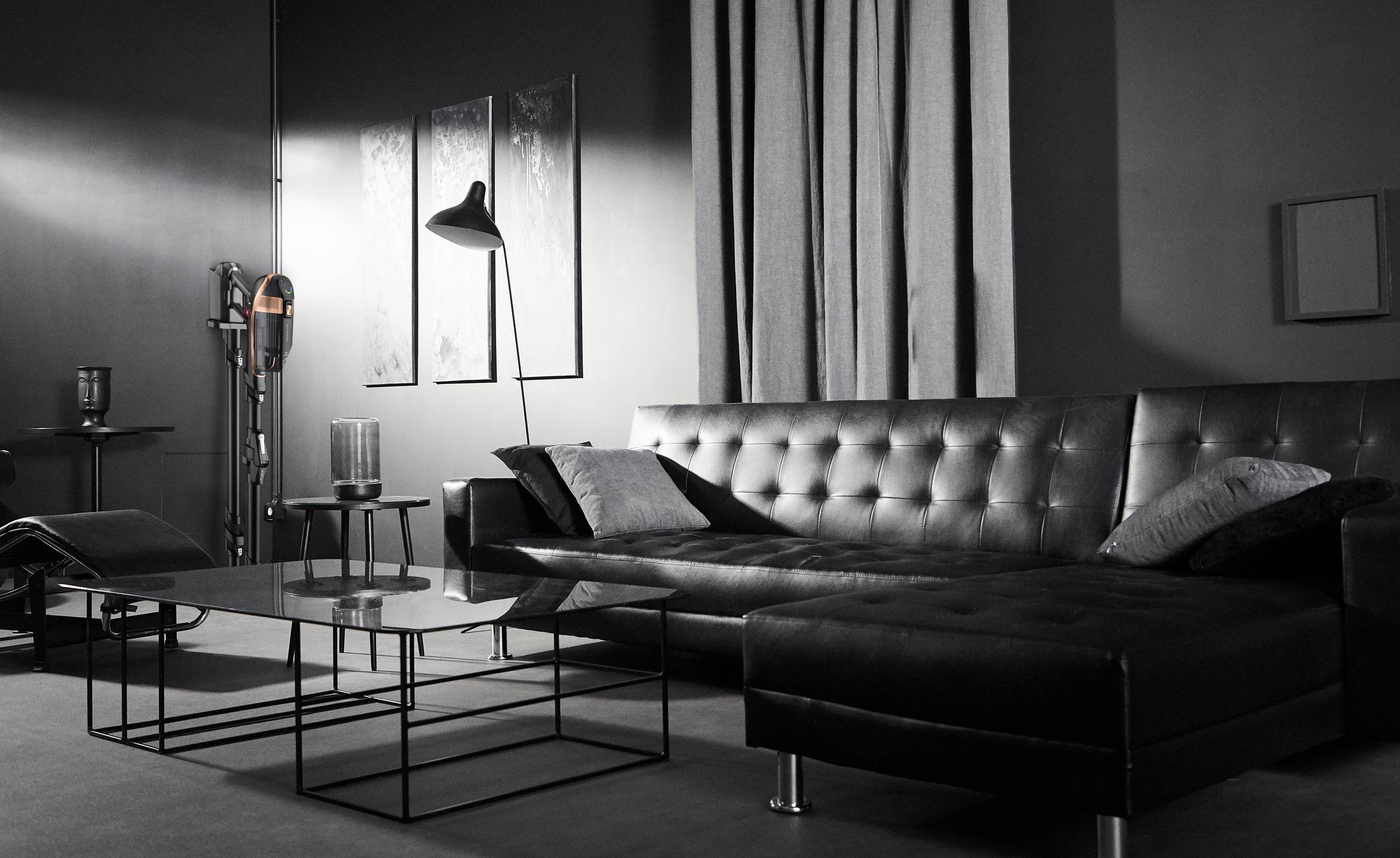 Station d'accueil et de charge pour le X-Force 14.60 et ses accessoires ZR905003